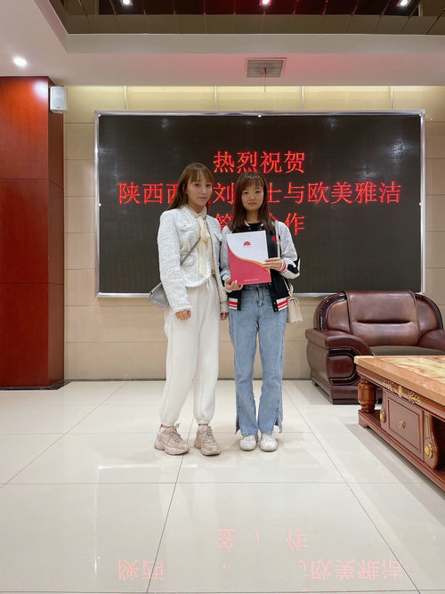 1663637745588854.jpg 6375400380912865528914832.jpg